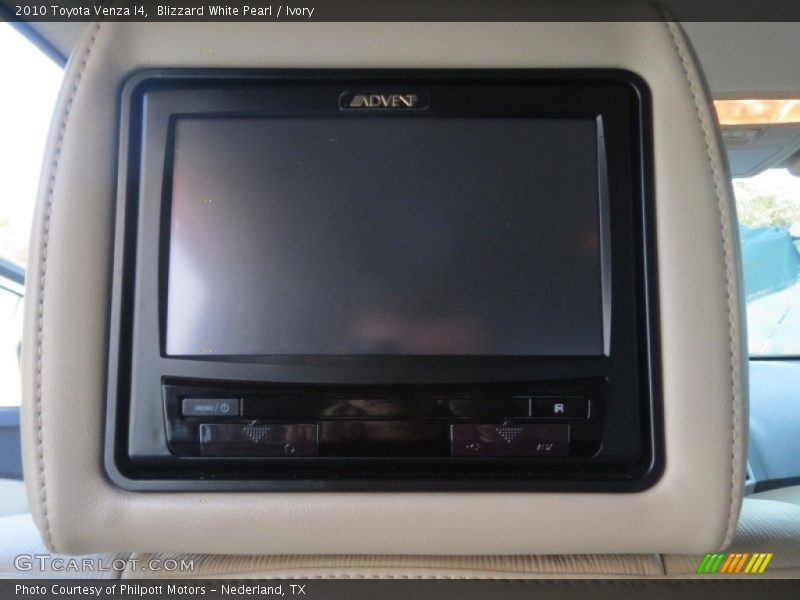Blizzard White Pearl / Ivory 2010 Toyota Venza I4