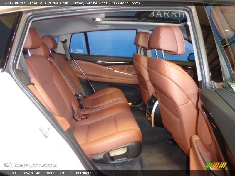 Alpine White / Cinnamon Brown 2012 BMW 5 Series 550i xDrive Gran Turismo