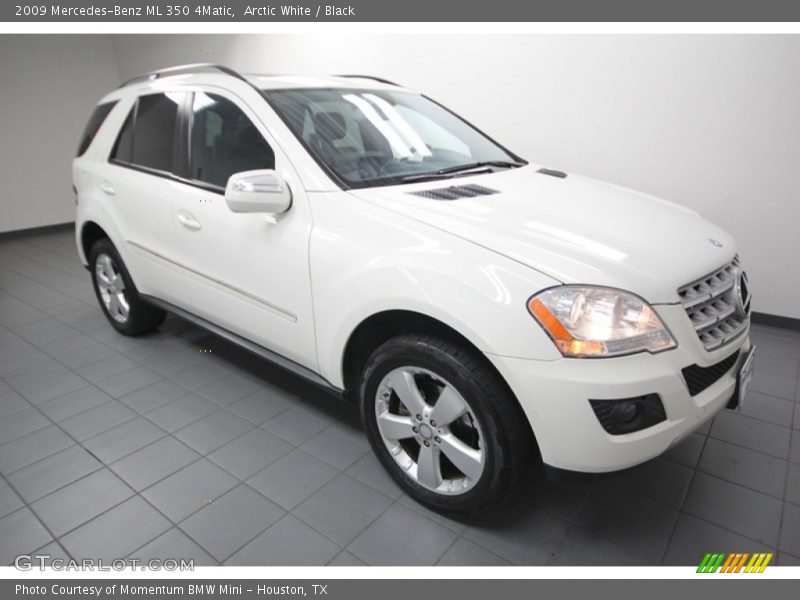 Arctic White / Black 2009 Mercedes-Benz ML 350 4Matic