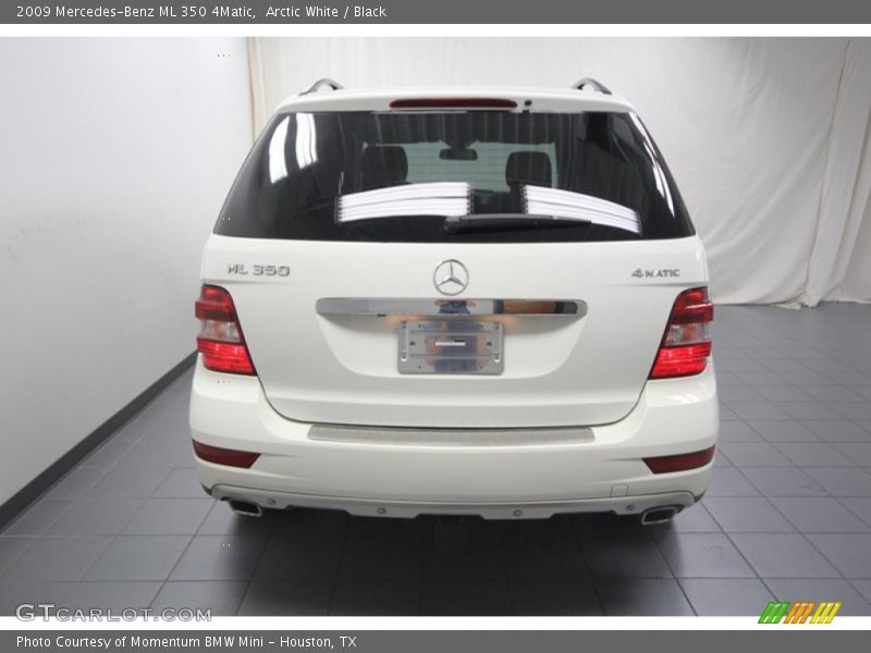 Arctic White / Black 2009 Mercedes-Benz ML 350 4Matic