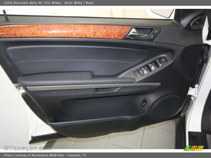 Arctic White / Black 2009 Mercedes-Benz ML 350 4Matic