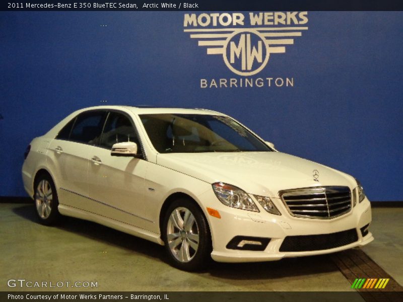 Arctic White / Black 2011 Mercedes-Benz E 350 BlueTEC Sedan