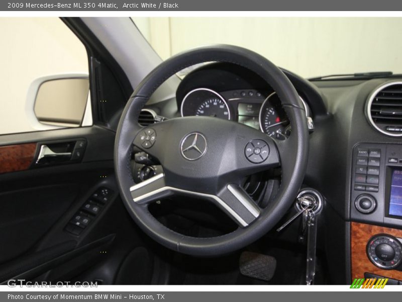 Arctic White / Black 2009 Mercedes-Benz ML 350 4Matic