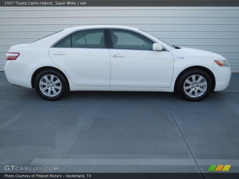  2007 Camry Hybrid Super White