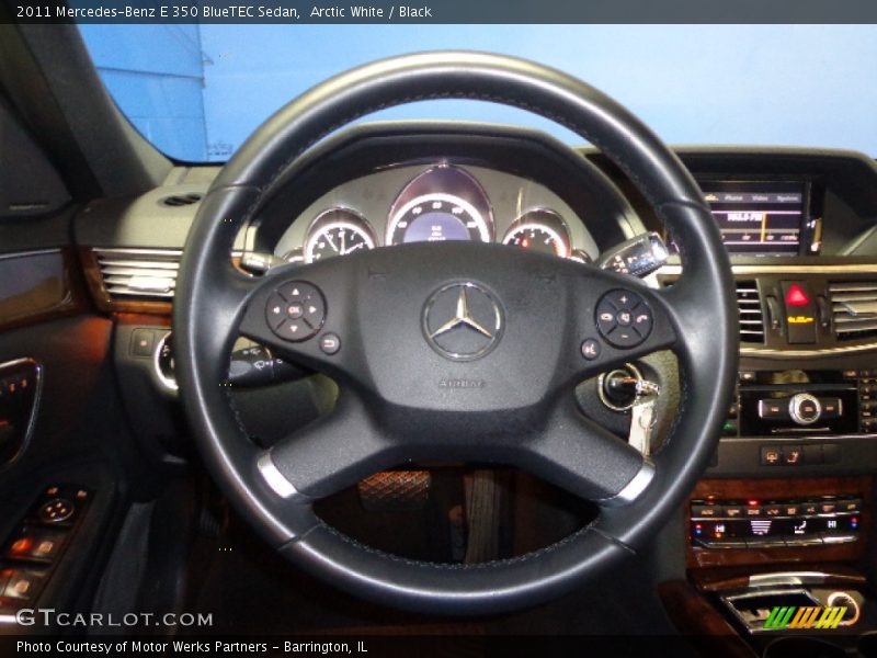Arctic White / Black 2011 Mercedes-Benz E 350 BlueTEC Sedan