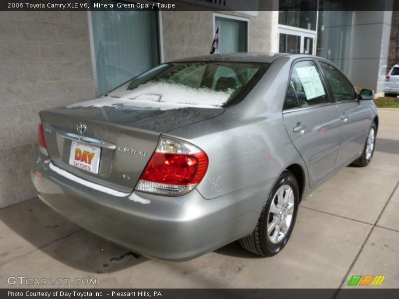 Mineral Green Opal / Taupe 2006 Toyota Camry XLE V6