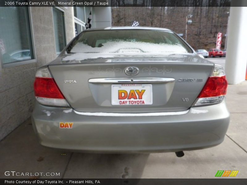 Mineral Green Opal / Taupe 2006 Toyota Camry XLE V6