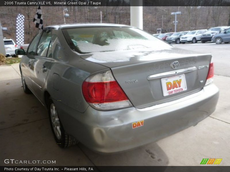 Mineral Green Opal / Taupe 2006 Toyota Camry XLE V6
