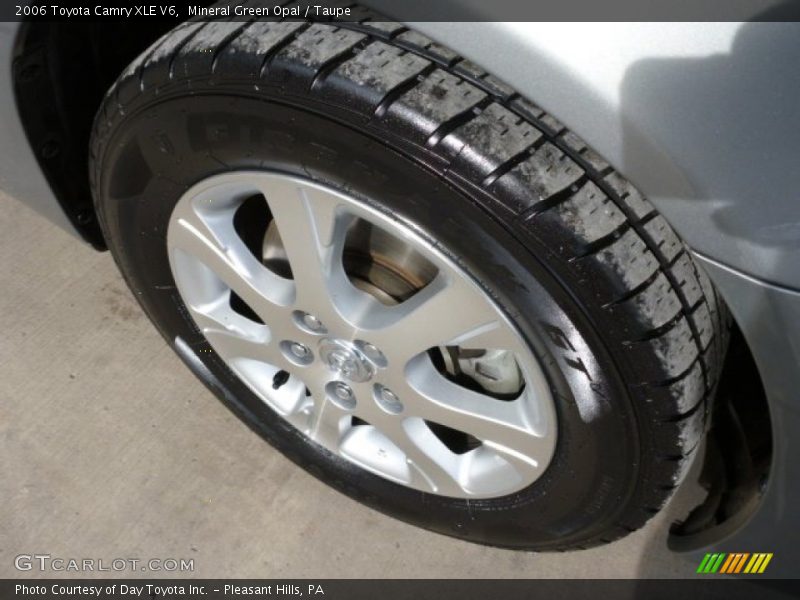 Mineral Green Opal / Taupe 2006 Toyota Camry XLE V6