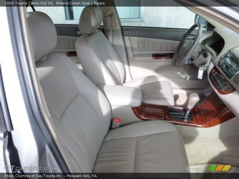 Mineral Green Opal / Taupe 2006 Toyota Camry XLE V6