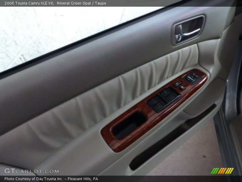 Mineral Green Opal / Taupe 2006 Toyota Camry XLE V6