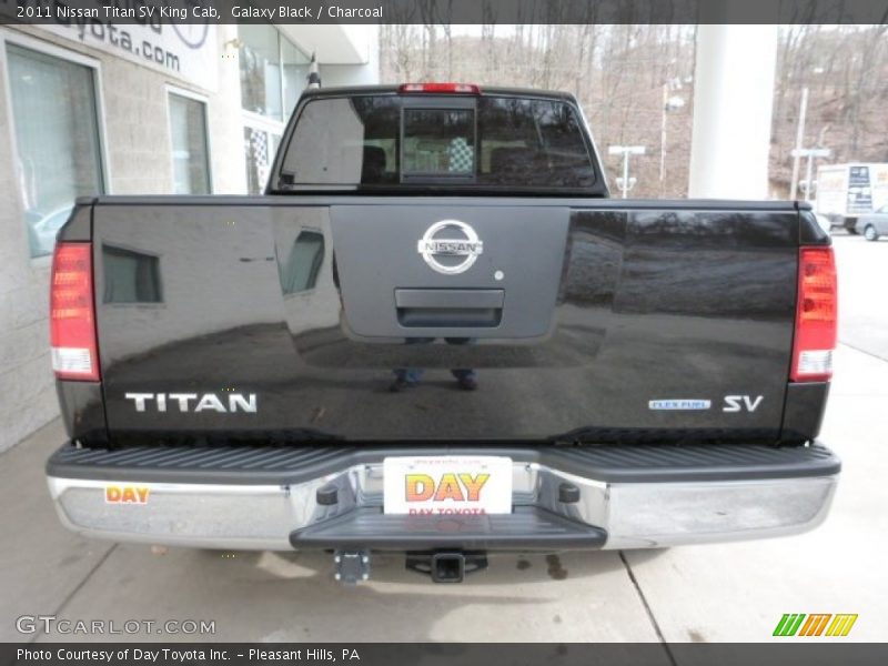 Galaxy Black / Charcoal 2011 Nissan Titan SV King Cab