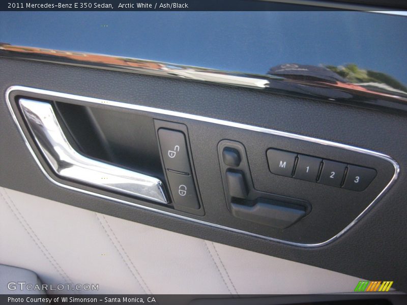 Arctic White / Ash/Black 2011 Mercedes-Benz E 350 Sedan