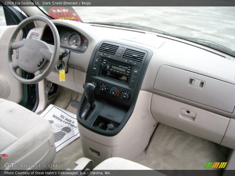 Dark Green Emerald / Beige 2004 Kia Sedona LX