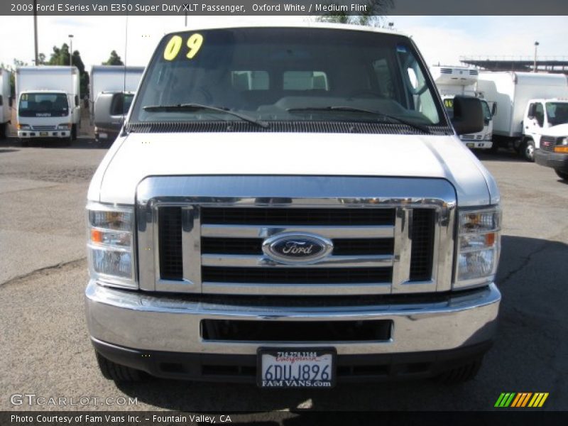 Oxford White / Medium Flint 2009 Ford E Series Van E350 Super Duty XLT Passenger