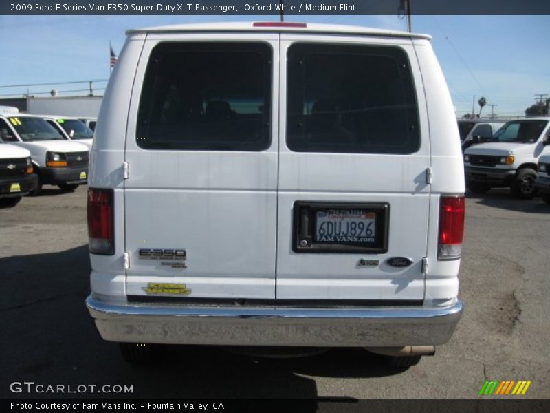 Oxford White / Medium Flint 2009 Ford E Series Van E350 Super Duty XLT Passenger