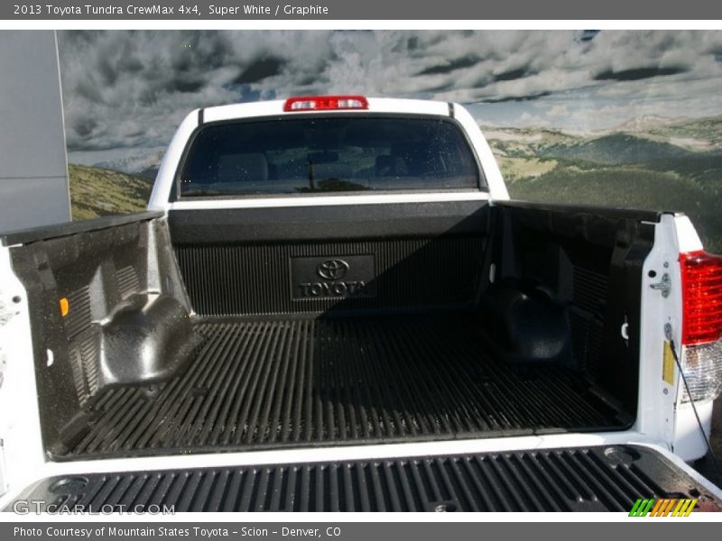 Super White / Graphite 2013 Toyota Tundra CrewMax 4x4