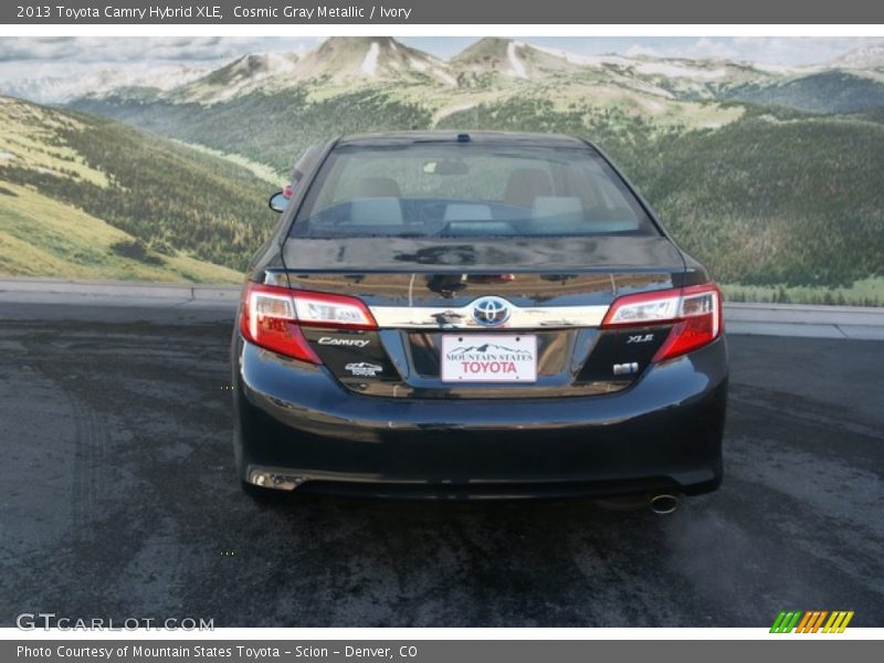 Cosmic Gray Metallic / Ivory 2013 Toyota Camry Hybrid XLE