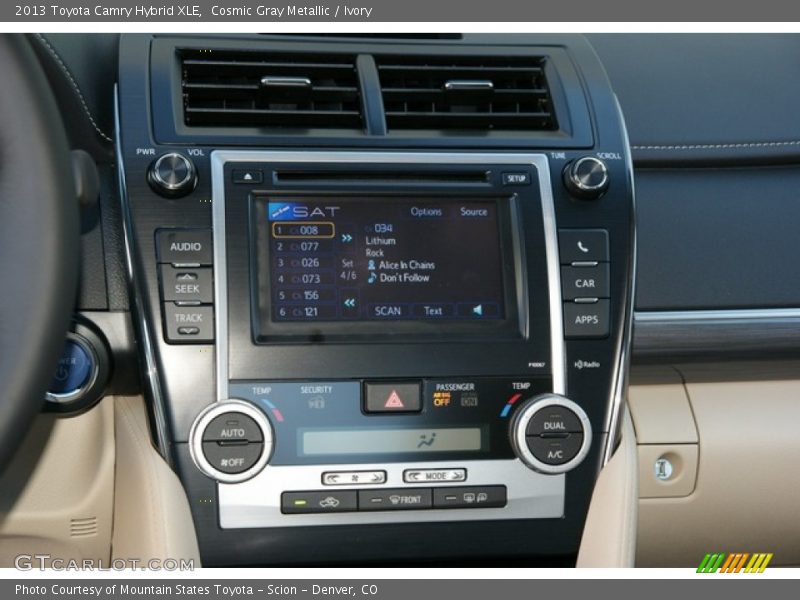 Controls of 2013 Camry Hybrid XLE