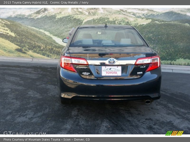 Cosmic Gray Metallic / Ivory 2013 Toyota Camry Hybrid XLE