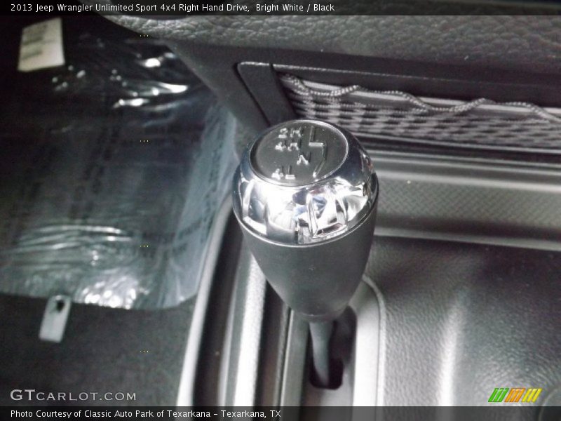 Bright White / Black 2013 Jeep Wrangler Unlimited Sport 4x4 Right Hand Drive