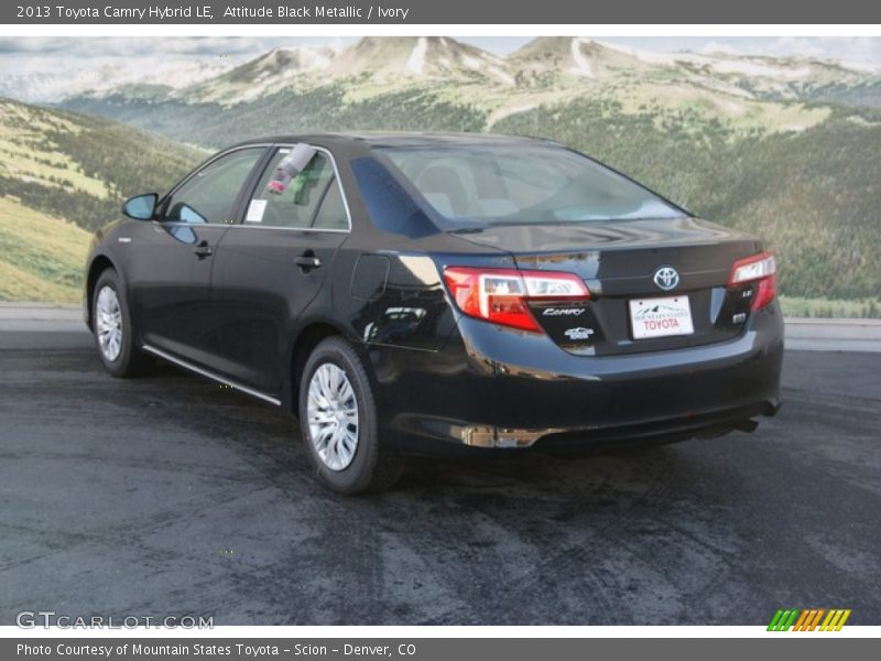 Attitude Black Metallic / Ivory 2013 Toyota Camry Hybrid LE