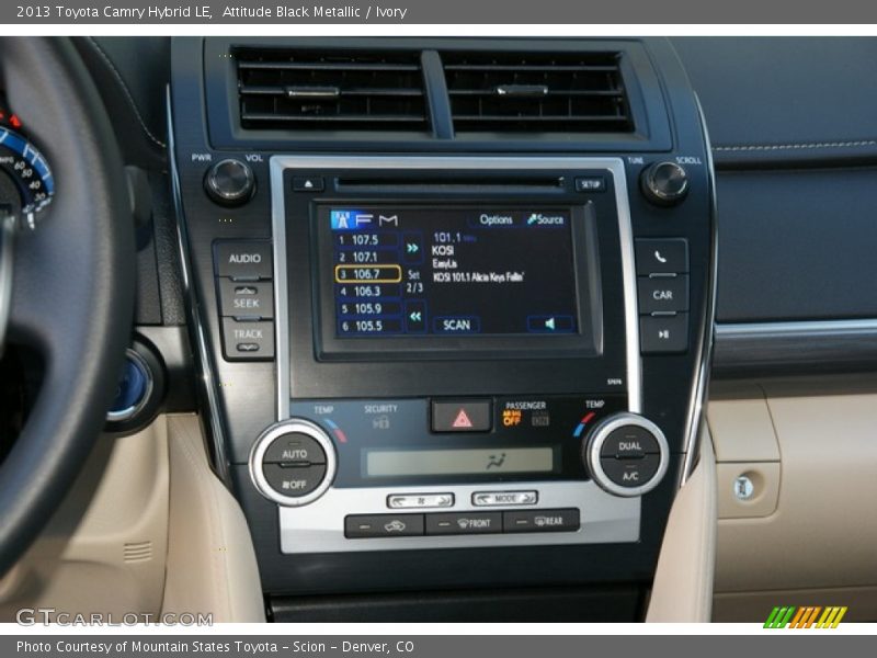 Audio System of 2013 Camry Hybrid LE