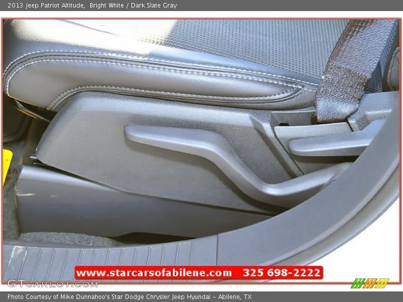 Bright White / Dark Slate Gray 2013 Jeep Patriot Altitude