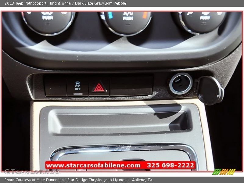 Bright White / Dark Slate Gray/Light Pebble 2013 Jeep Patriot Sport
