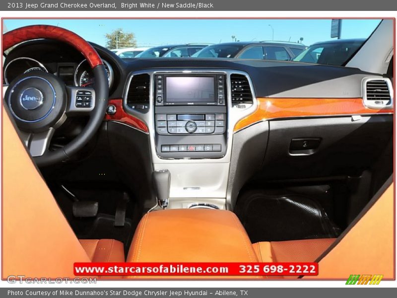 Bright White / New Saddle/Black 2013 Jeep Grand Cherokee Overland