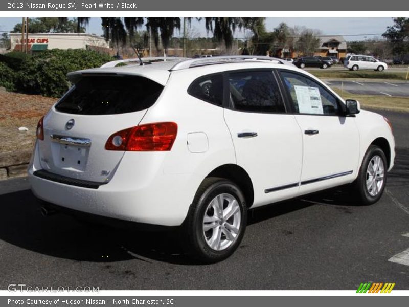 Pearl White / Black 2013 Nissan Rogue SV