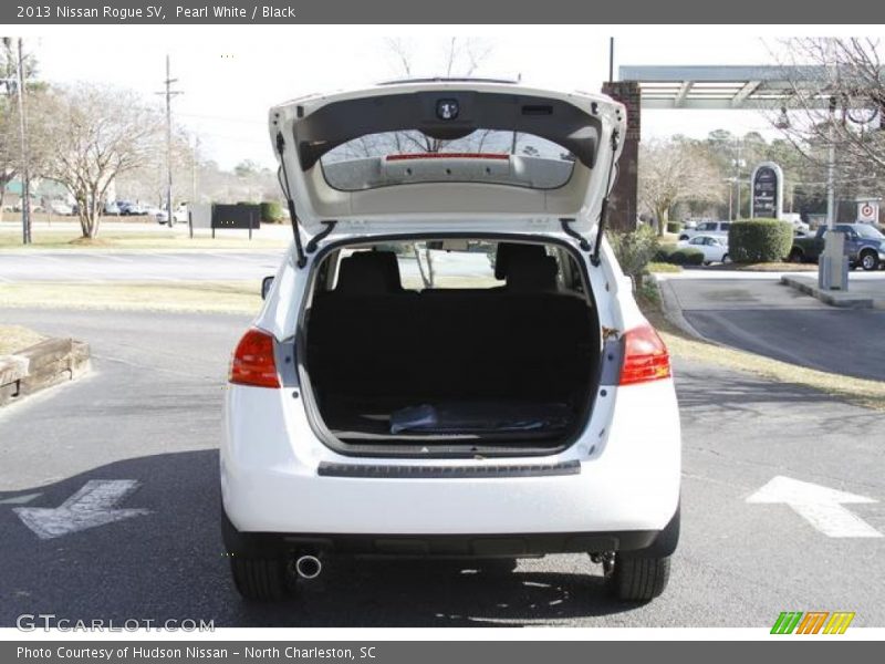 Pearl White / Black 2013 Nissan Rogue SV