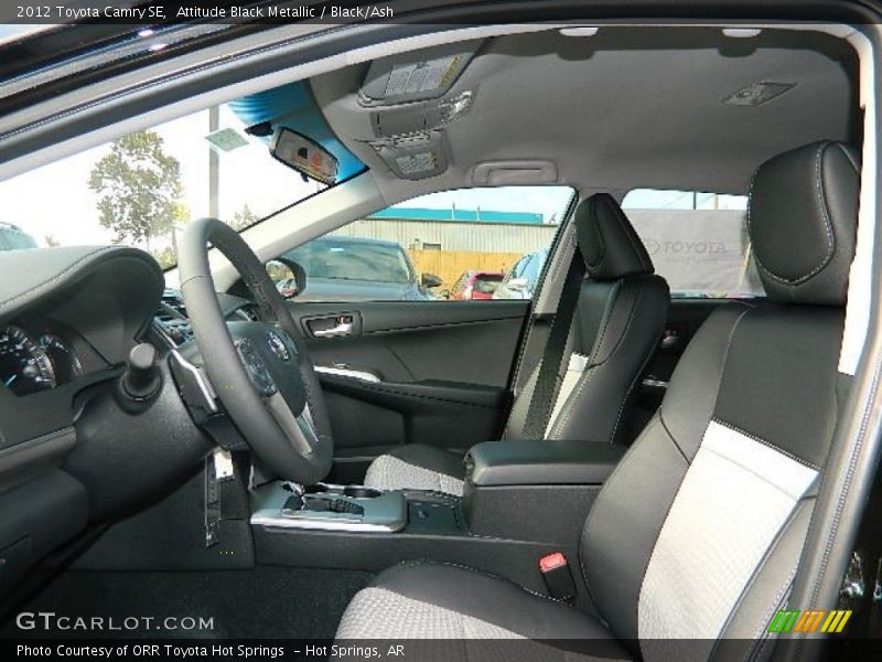 Attitude Black Metallic / Black/Ash 2012 Toyota Camry SE