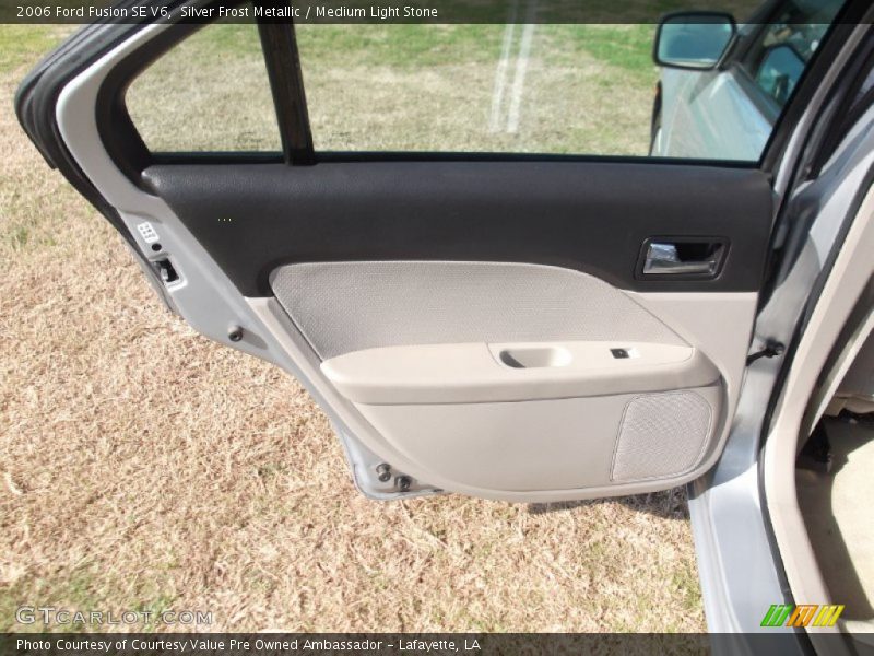 Silver Frost Metallic / Medium Light Stone 2006 Ford Fusion SE V6