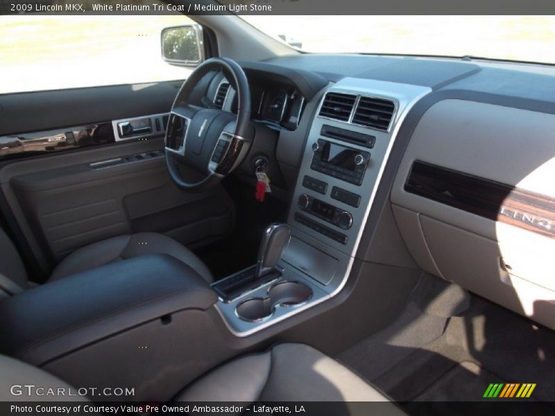 White Platinum Tri Coat / Medium Light Stone 2009 Lincoln MKX
