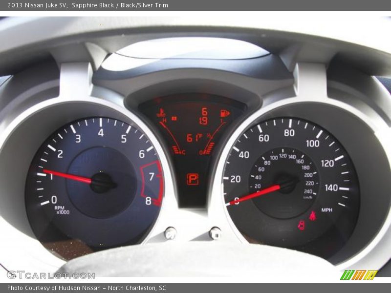 Sapphire Black / Black/Silver Trim 2013 Nissan Juke SV