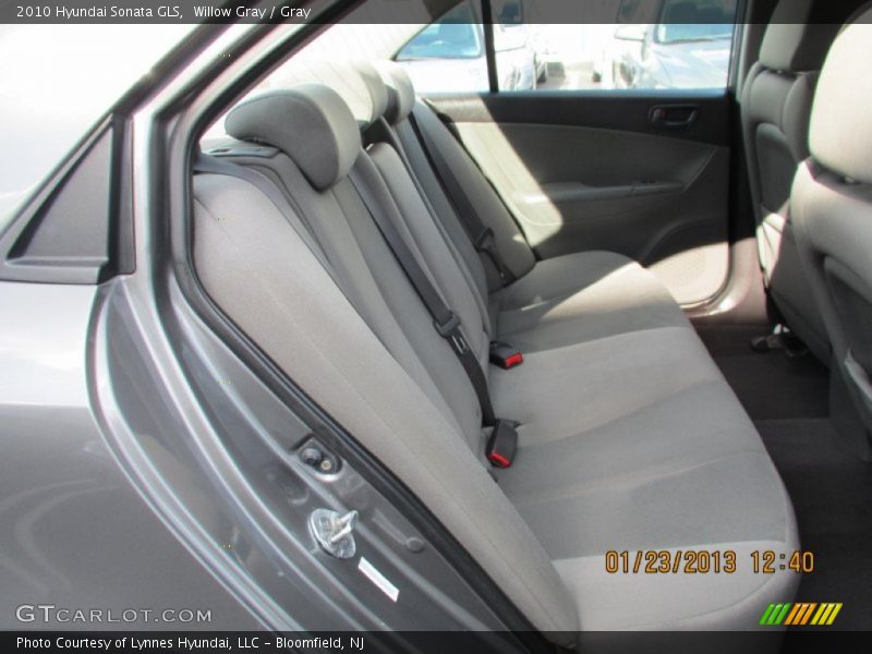 Willow Gray / Gray 2010 Hyundai Sonata GLS