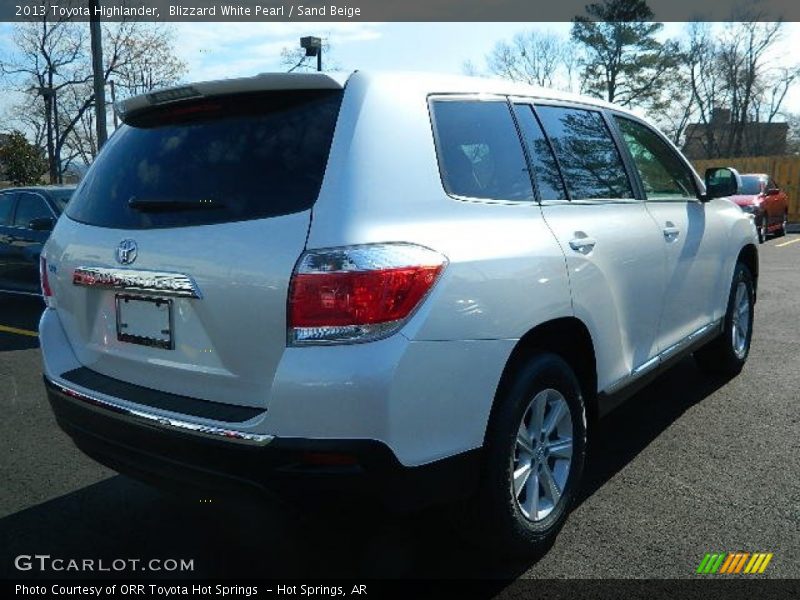 Blizzard White Pearl / Sand Beige 2013 Toyota Highlander