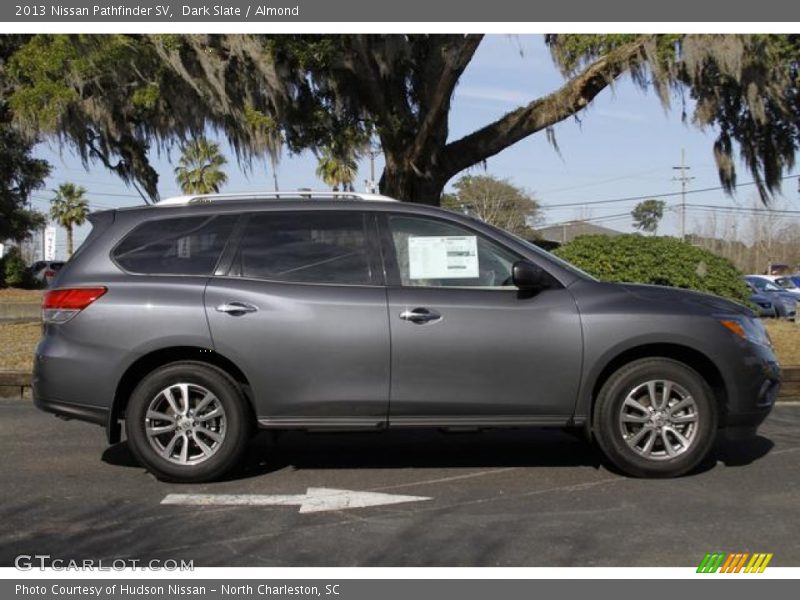 Dark Slate / Almond 2013 Nissan Pathfinder SV