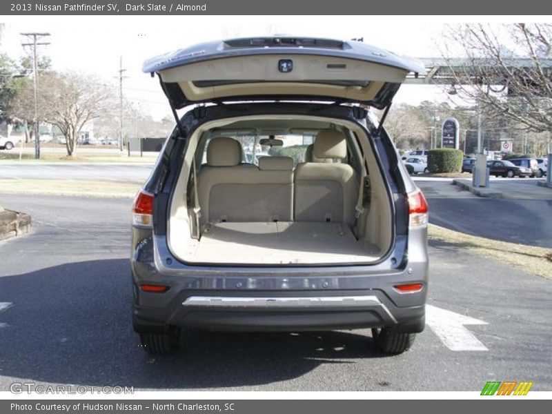 Dark Slate / Almond 2013 Nissan Pathfinder SV