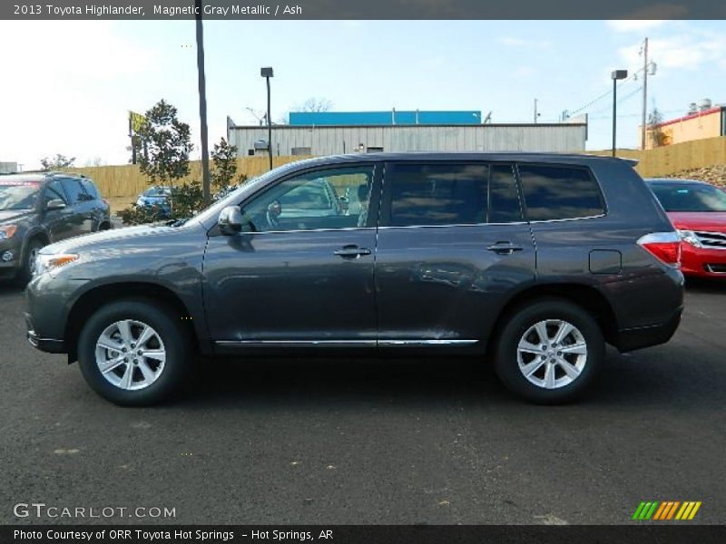 Magnetic Gray Metallic / Ash 2013 Toyota Highlander