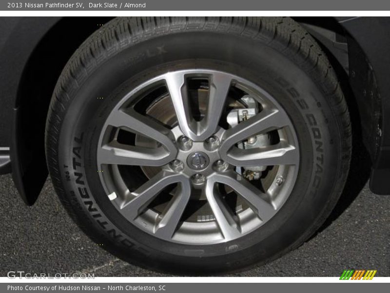 Dark Slate / Almond 2013 Nissan Pathfinder SV