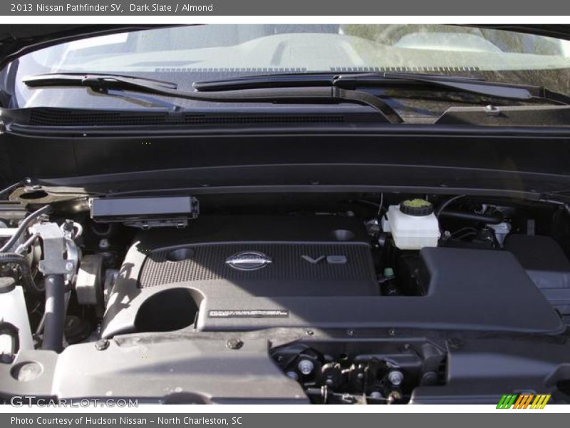 Dark Slate / Almond 2013 Nissan Pathfinder SV
