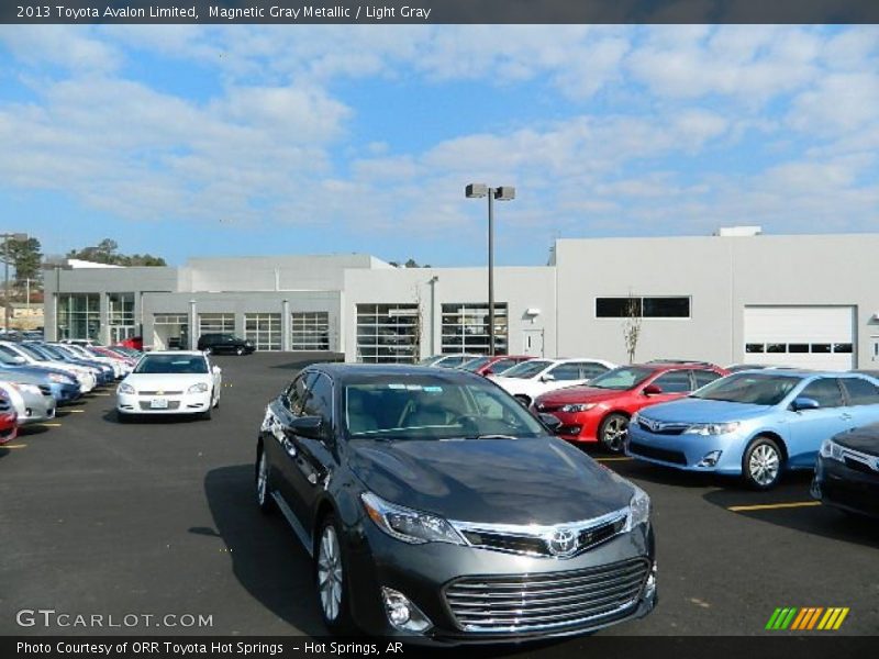 Magnetic Gray Metallic / Light Gray 2013 Toyota Avalon Limited