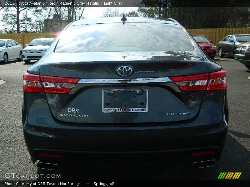Magnetic Gray Metallic / Light Gray 2013 Toyota Avalon Limited