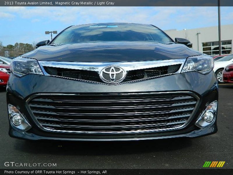 Magnetic Gray Metallic / Light Gray 2013 Toyota Avalon Limited