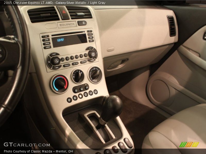 Galaxy Silver Metallic / Light Gray 2005 Chevrolet Equinox LT AWD