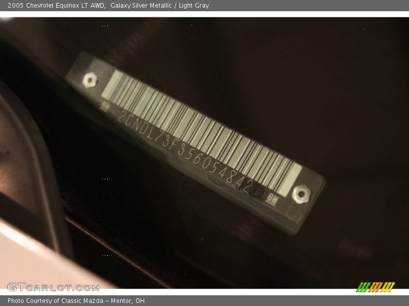 Galaxy Silver Metallic / Light Gray 2005 Chevrolet Equinox LT AWD