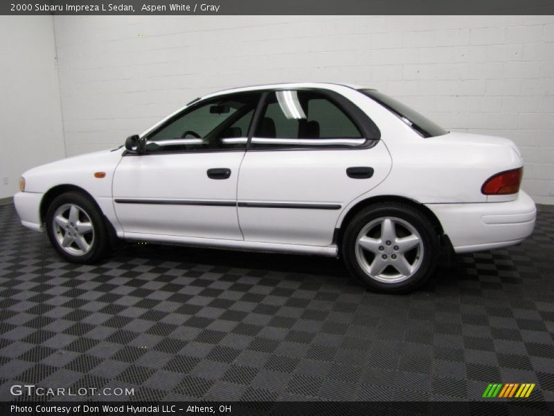 Aspen White / Gray 2000 Subaru Impreza L Sedan