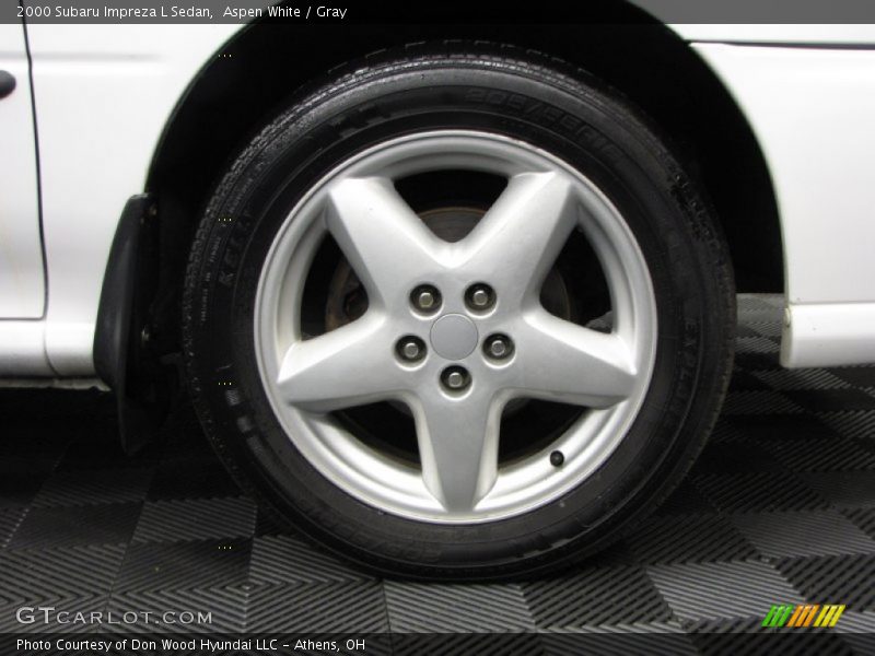  2000 Impreza L Sedan Wheel